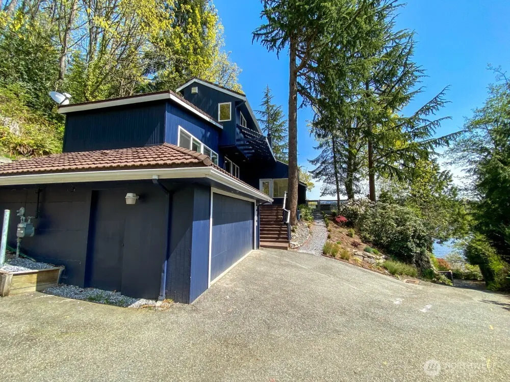 7255 E Mercer Way Mercer Island, WA 98040