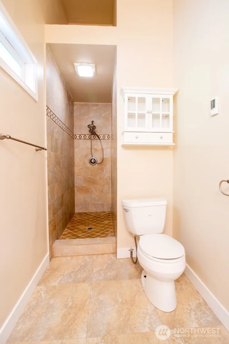7255 E Mercer Way Mercer Island, WA 98040