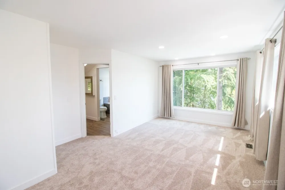 7255 E Mercer Way Mercer Island, WA 98040