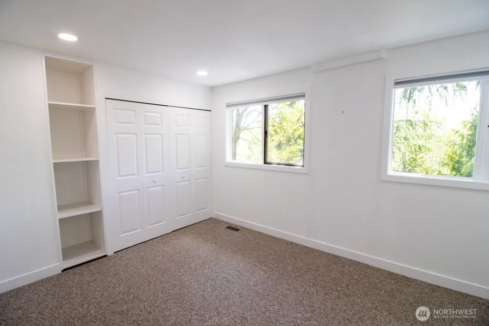 7255 E Mercer Way Mercer Island, WA 98040
