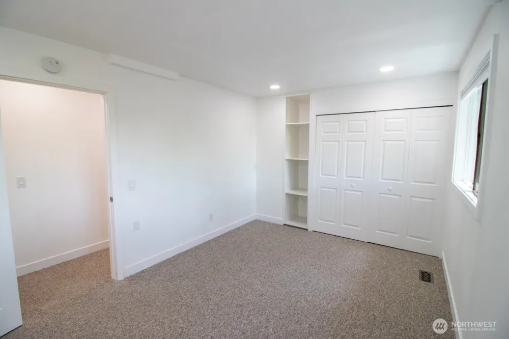 7255 E Mercer Way Mercer Island, WA 98040