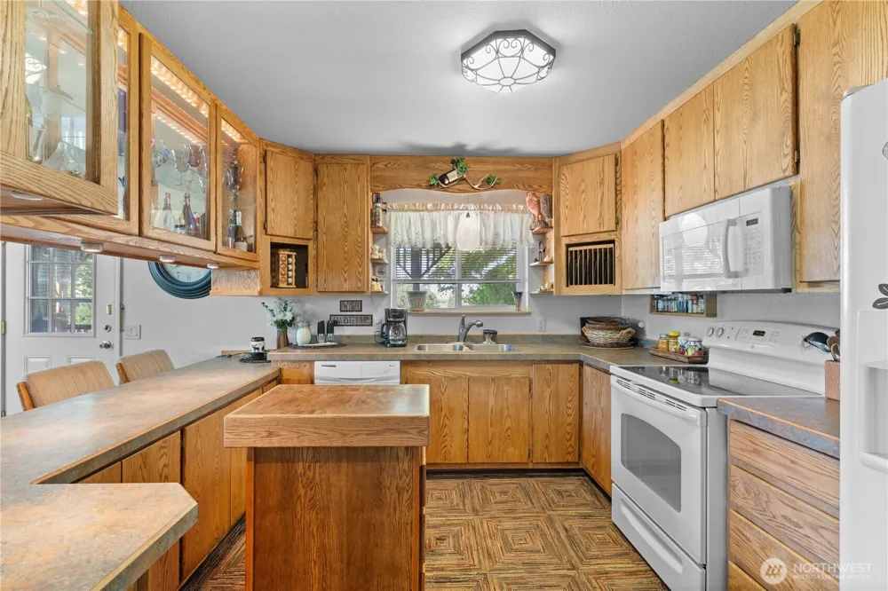 19946 E Desert Aire Dr SW Mattawa, WA 99349