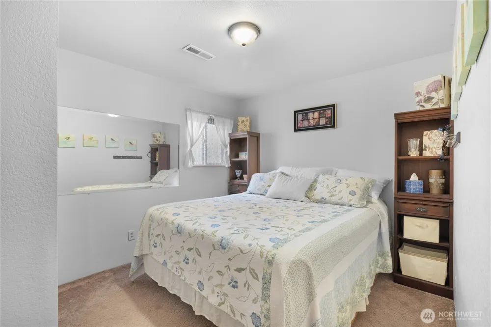 19946 E Desert Aire Dr SW Mattawa, WA 99349