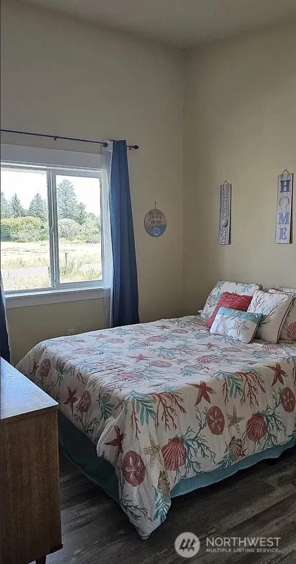 943 Silver King Avenue SE Ocean Shores, WA 98569
