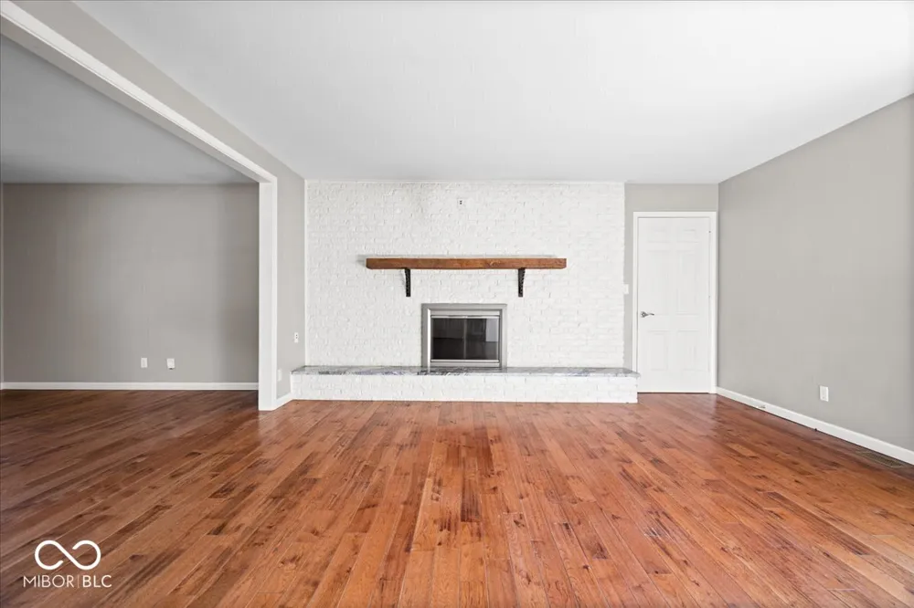 451 Green Valley Drive Greenwood, IN 46142