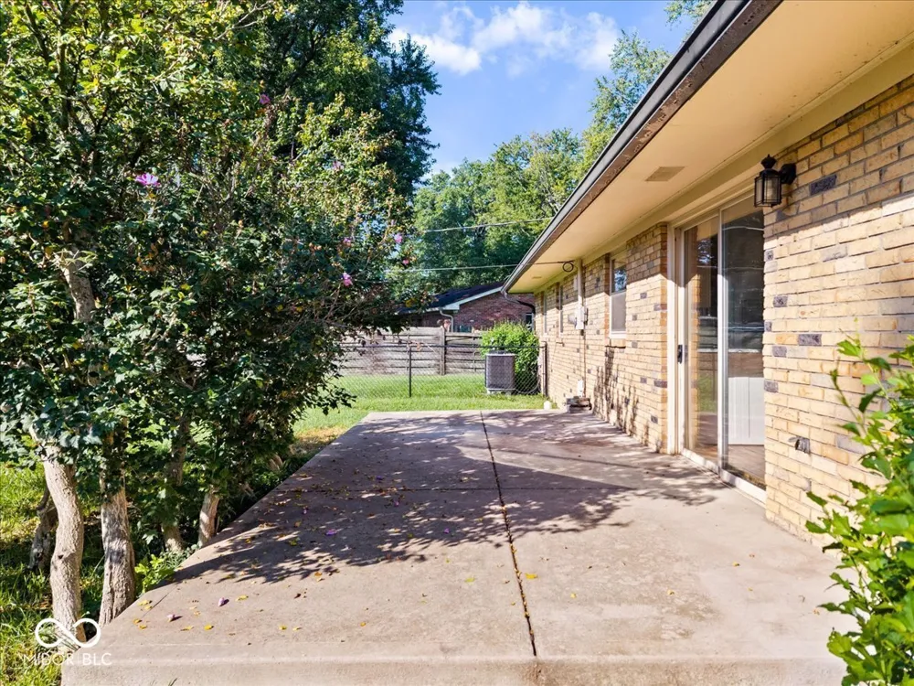 451 Green Valley Drive Greenwood, IN 46142