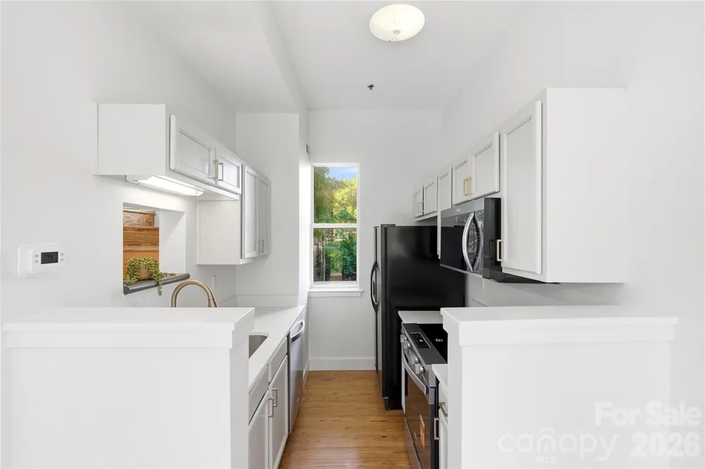 2090 Atherton Heights Lane Charlotte, NC 28203