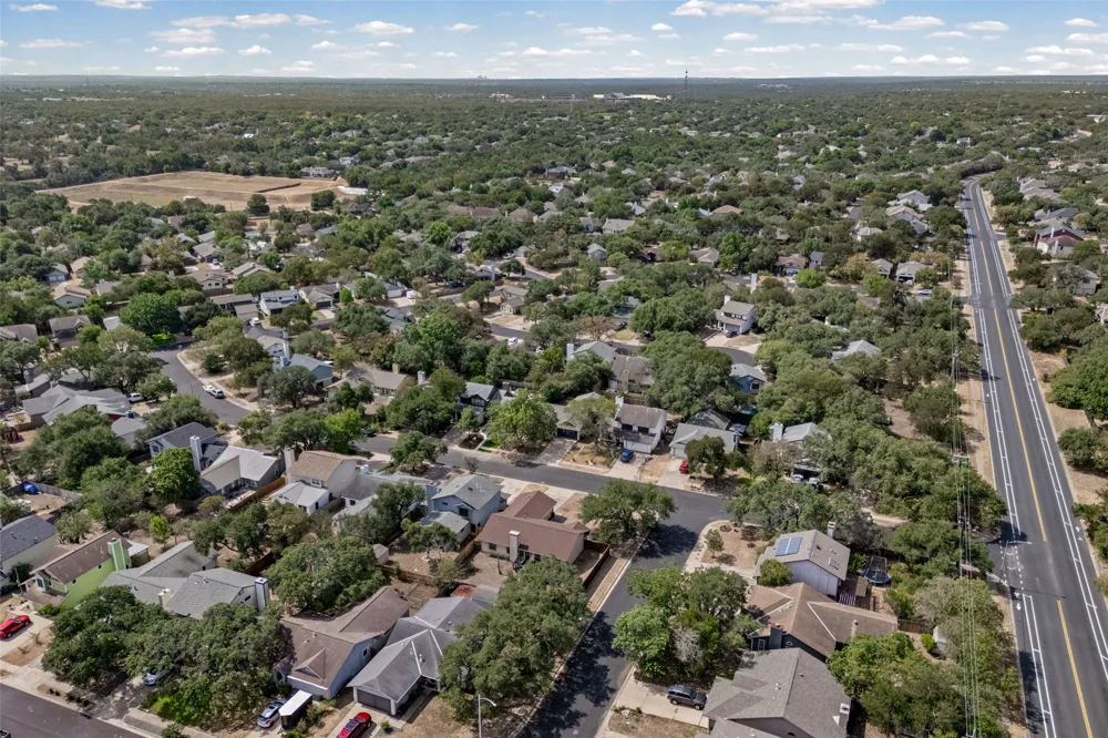 4613 MOLERA DRIVE Austin, TX 78749