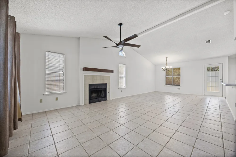 4613 MOLERA DRIVE Austin, TX 78749