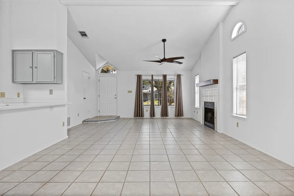 4613 MOLERA DRIVE Austin, TX 78749