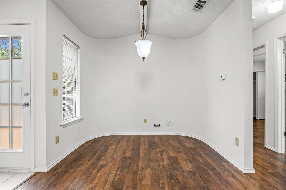 4613 MOLERA DRIVE Austin, TX 78749