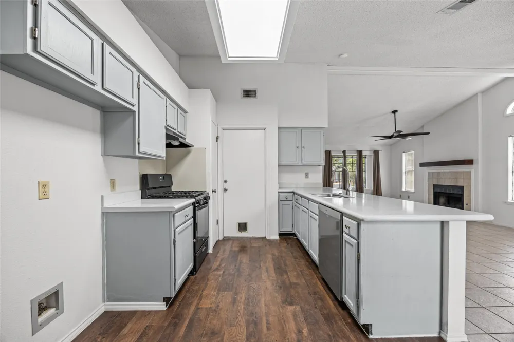 4613 MOLERA DRIVE Austin, TX 78749