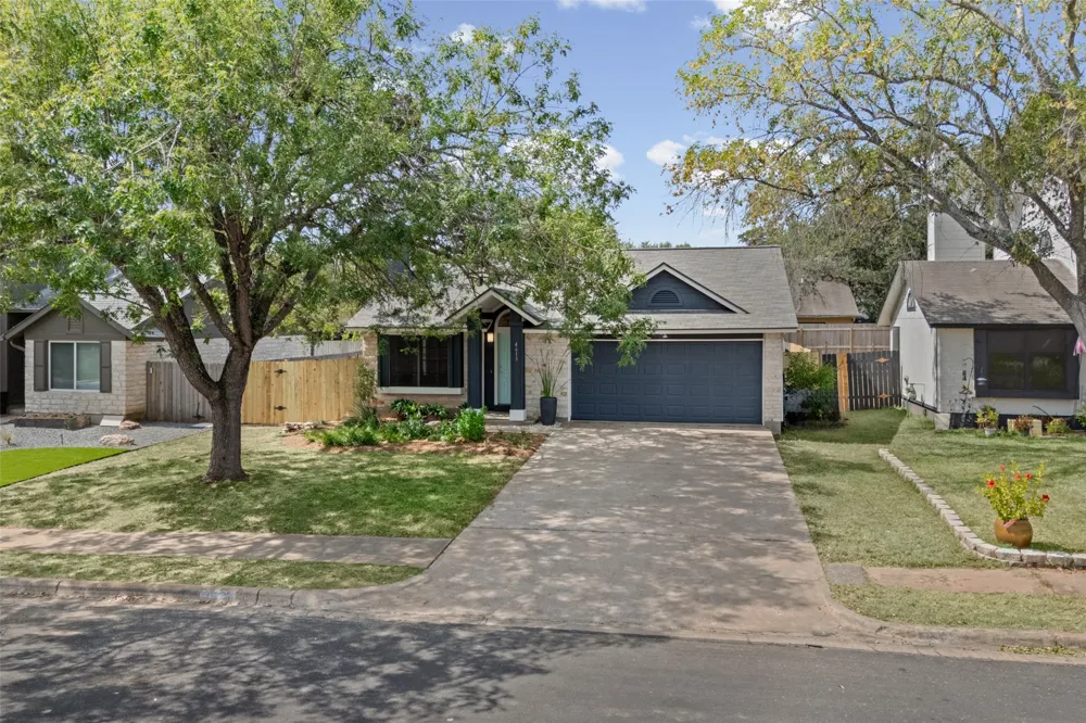 4613 MOLERA DRIVE Austin, TX 78749
