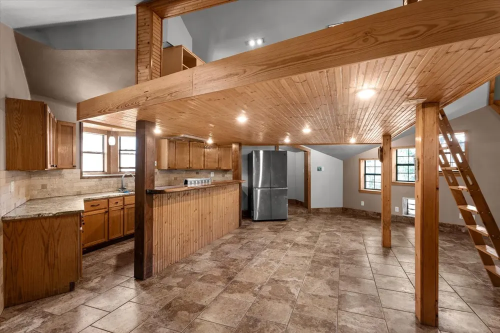 138 Forest Lane Bastrop, TX 78602