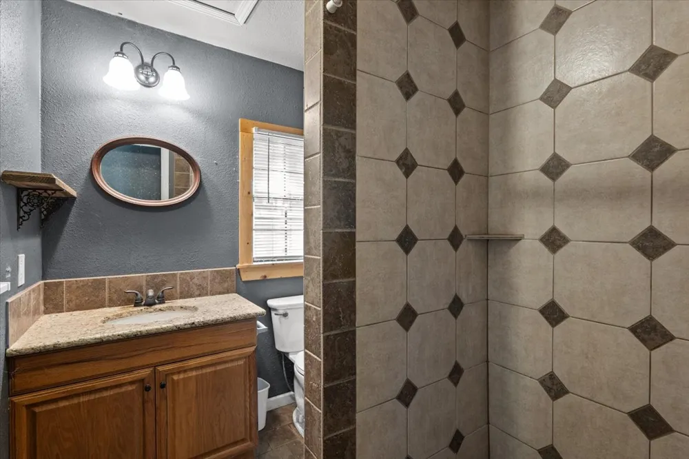 138 Forest Lane Bastrop, TX 78602