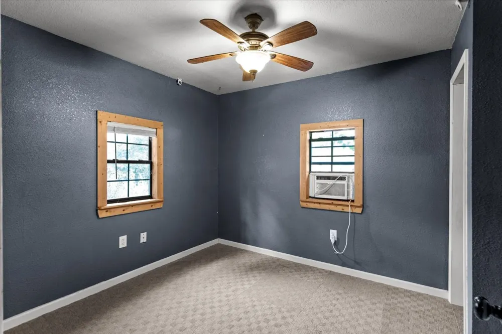 138 Forest Lane Bastrop, TX 78602