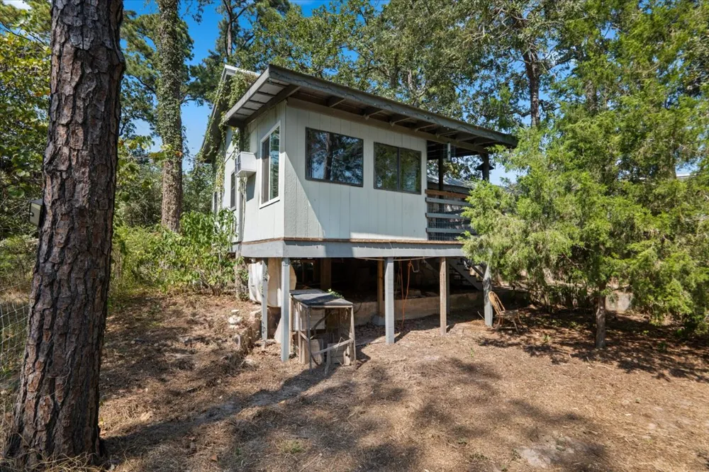 138 Forest Lane Bastrop, TX 78602
