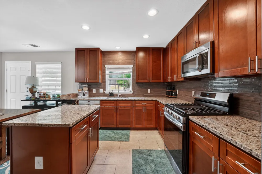 816 Rusk Road Round Rock, TX 78665