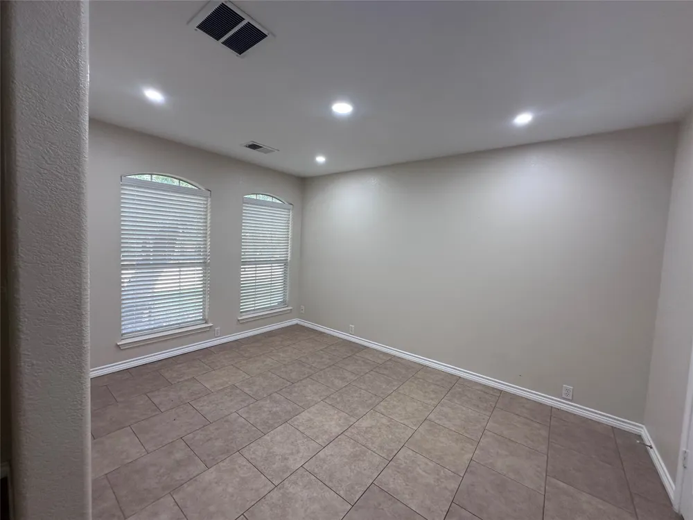 816 Rusk Road Round Rock, TX 78665