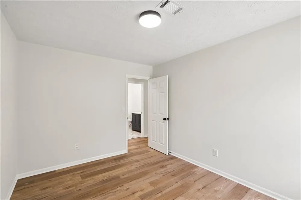 6361 Valley Dale Drive Riverdale, GA 30274