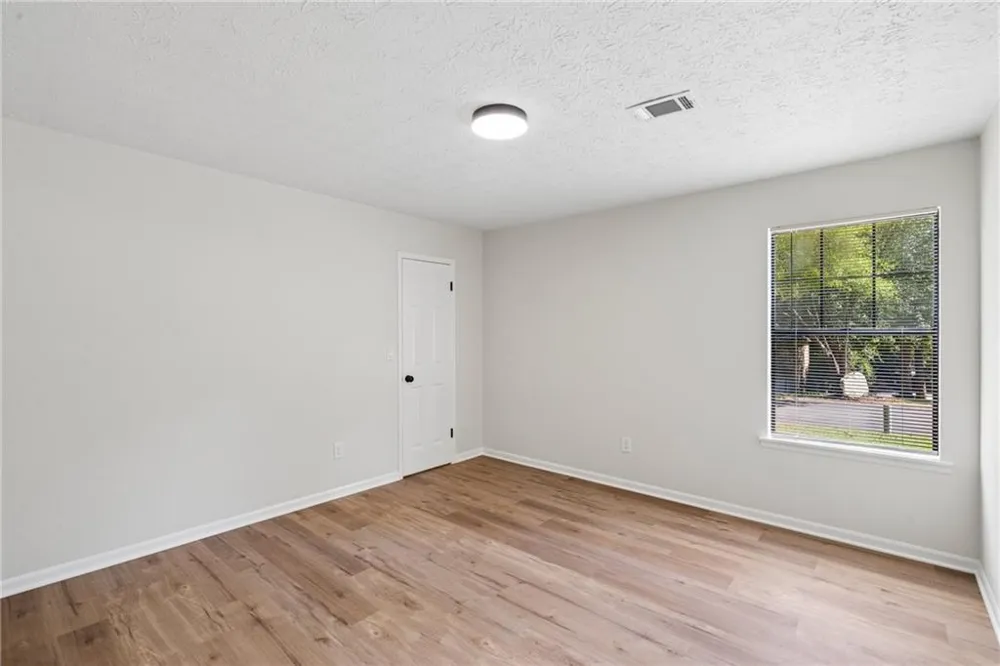6361 Valley Dale Drive Riverdale, GA 30274