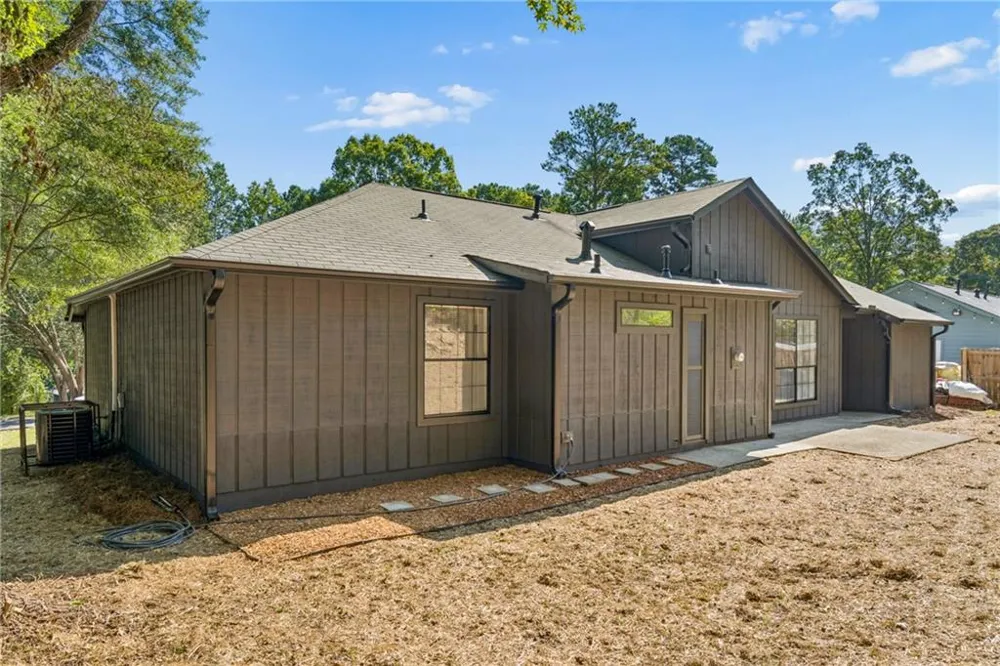6361 Valley Dale Drive Riverdale, GA 30274