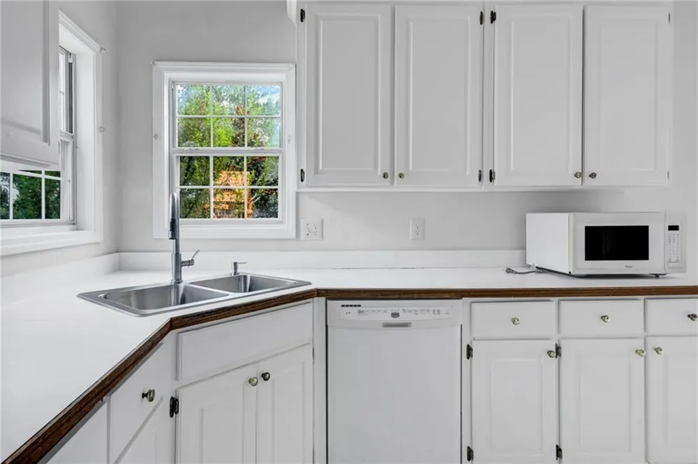 1722 Brandon Lee Way SW Marietta, GA 30008