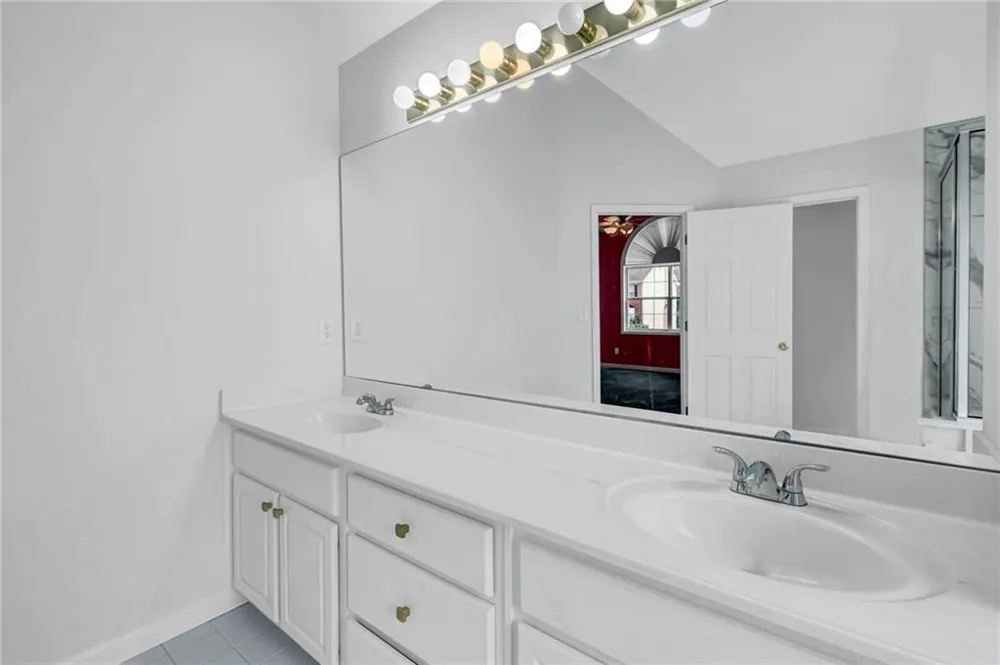 1722 Brandon Lee Way SW Marietta, GA 30008