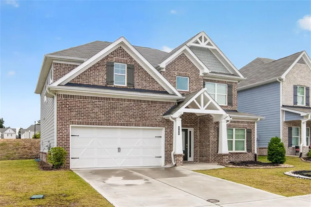 744 Clark Lake Estates Drive Grayson, GA 30017