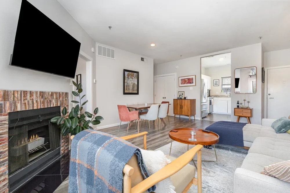 4111 Cole Avenue #30 Dallas, TX 75204