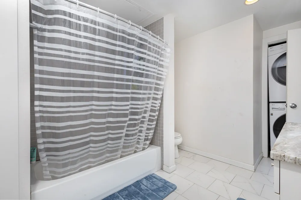 4111 Cole Avenue #30 Dallas, TX 75204