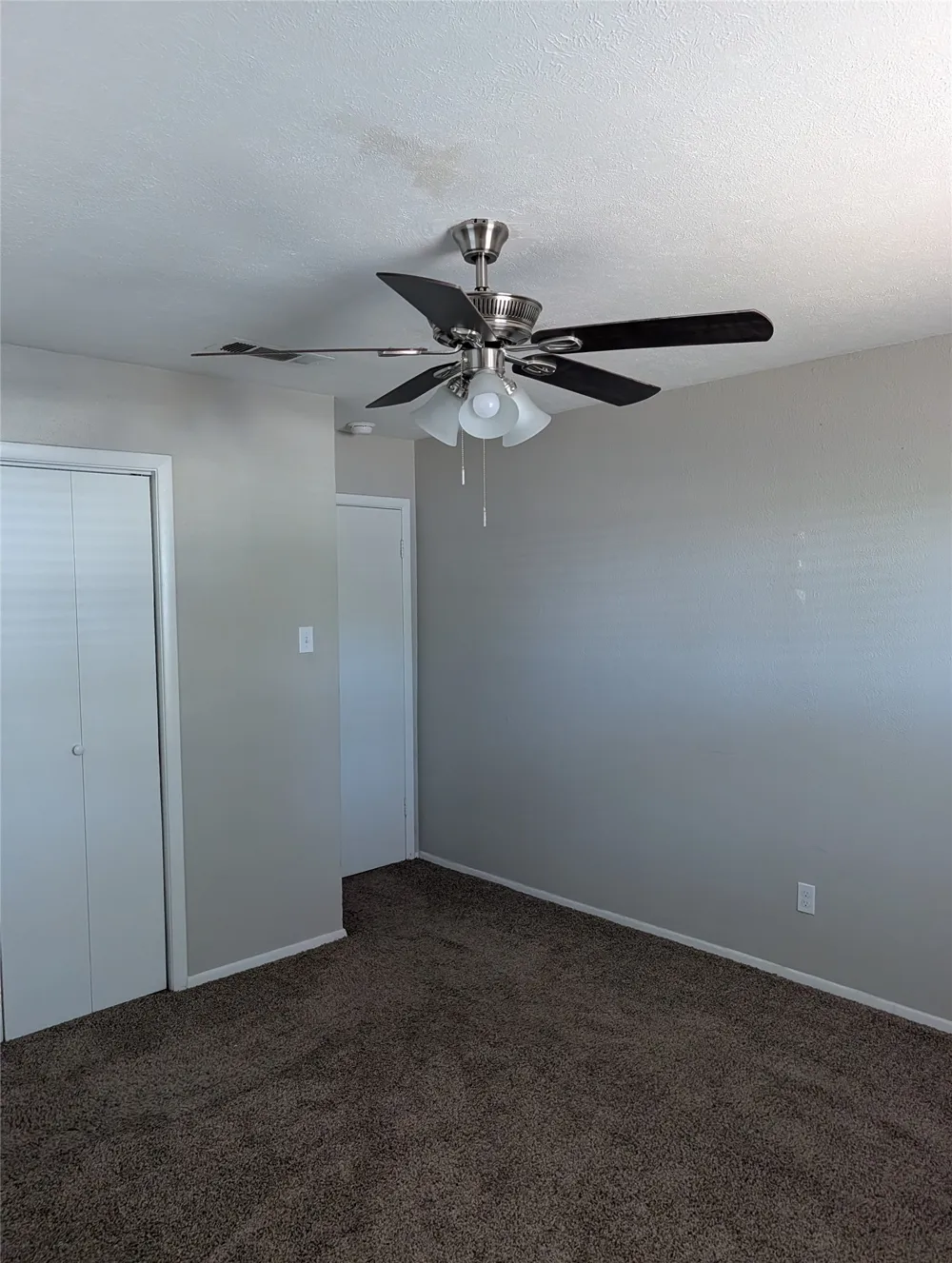 9201 Raymond Avenue White Settlement, TX 76108