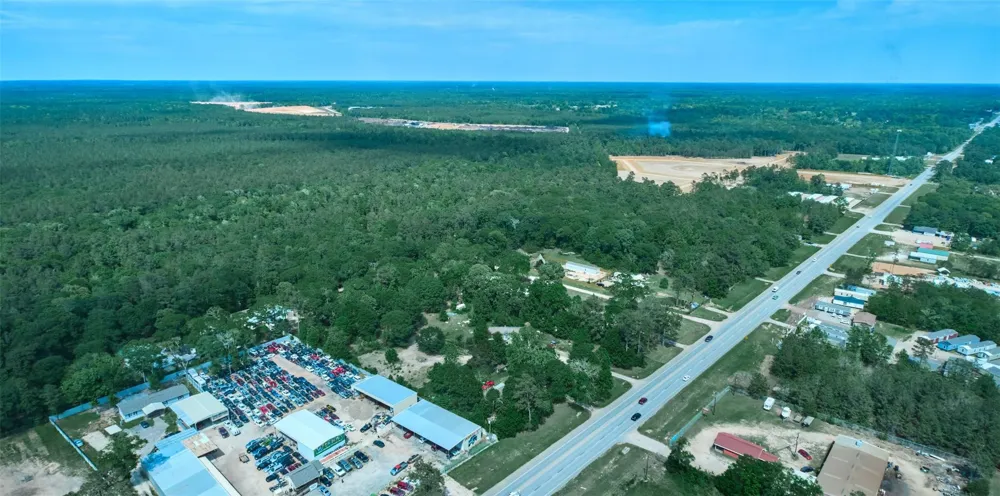 Hwy 105e At Crowson Rdg Rd Conroe, TX 77306
