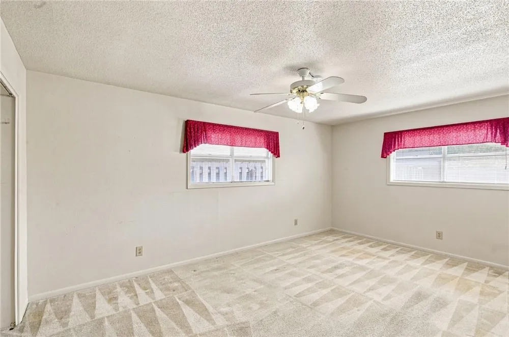 204 King Arthur Street Victoria, TX 77904
