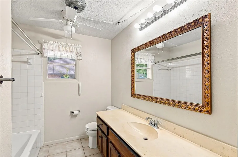 204 King Arthur Street Victoria, TX 77904