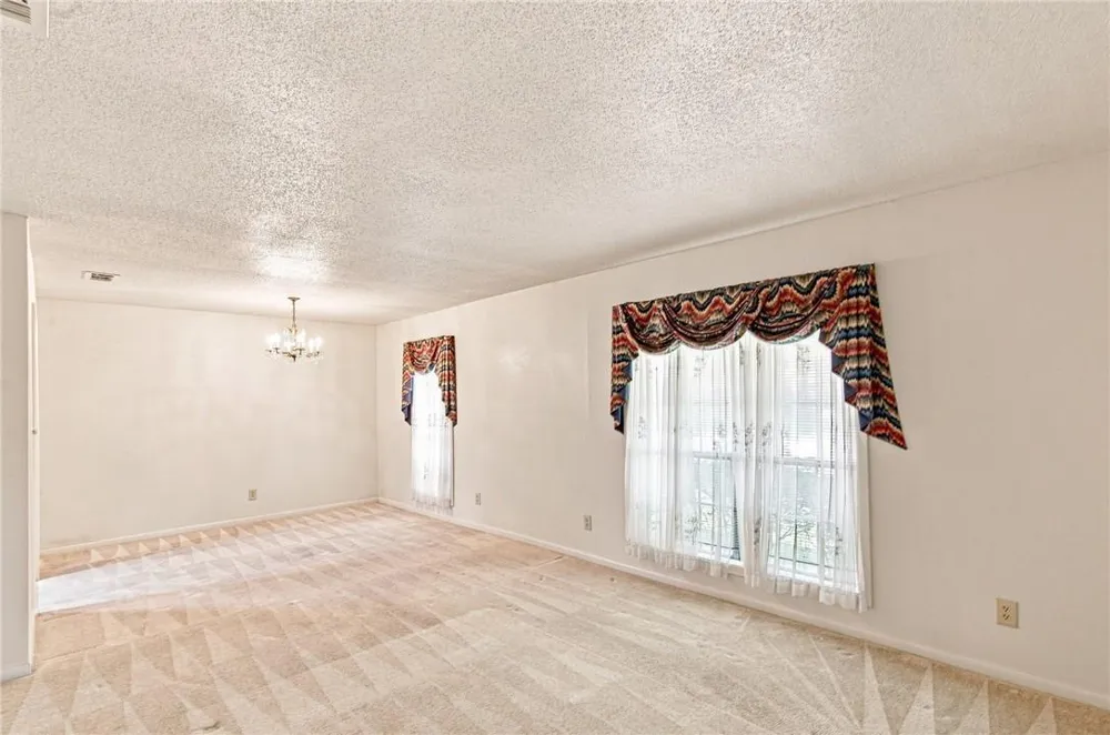 204 King Arthur Street Victoria, TX 77904