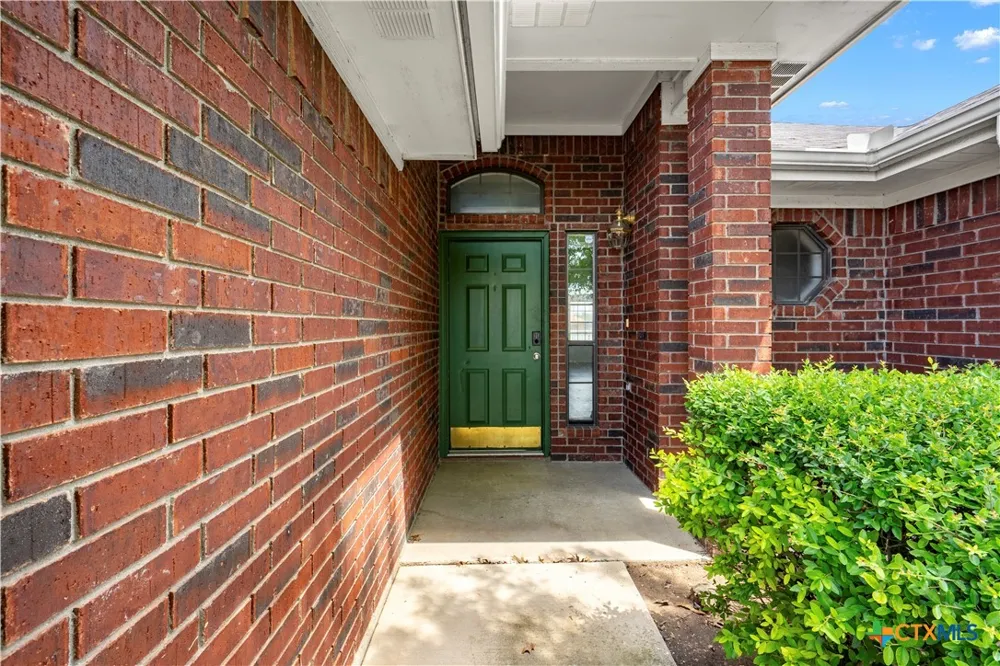 5104 James Loop Killeen, TX 76542