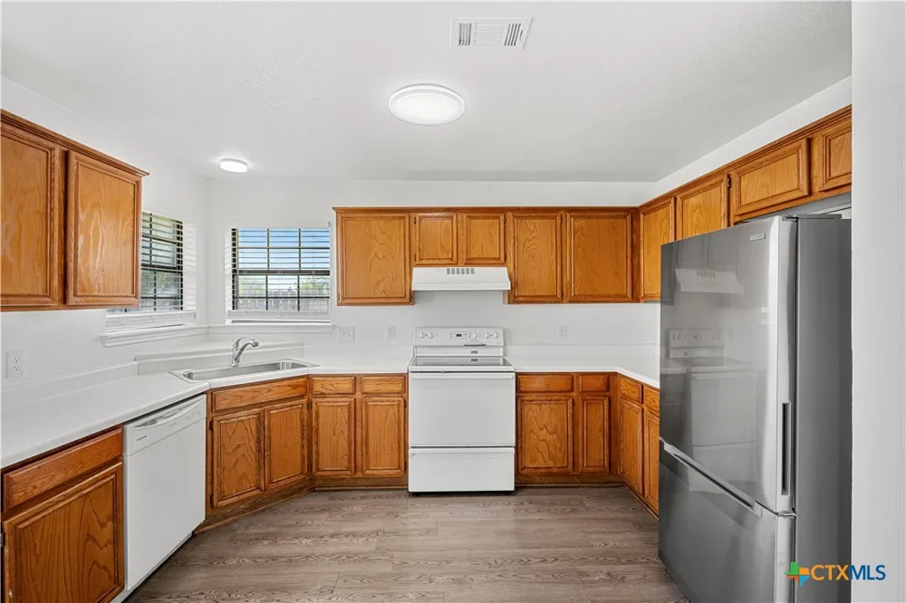 5104 James Loop Killeen, TX 76542