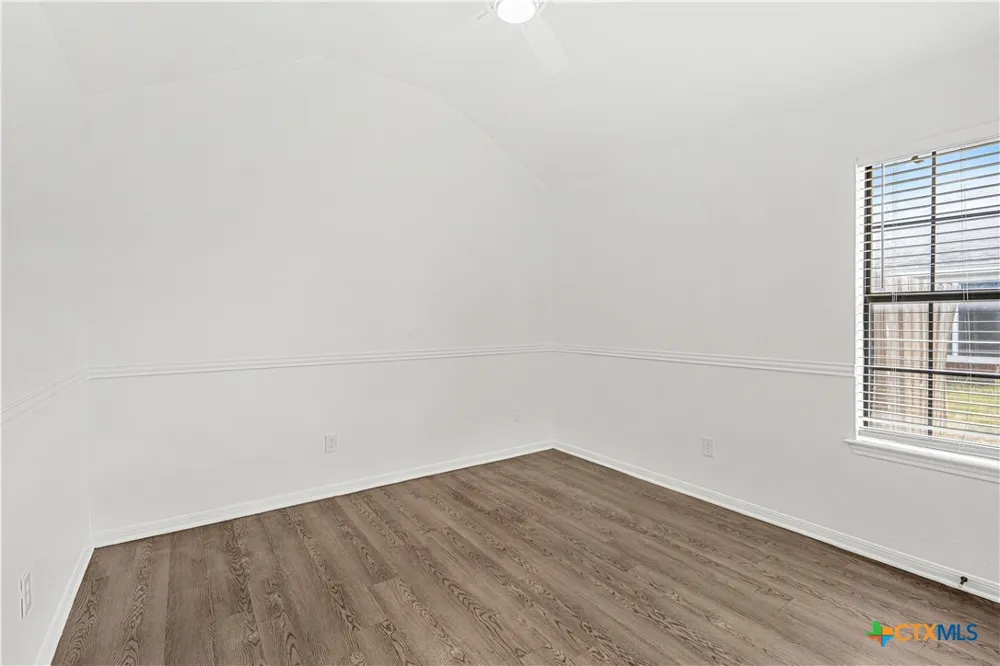5104 James Loop Killeen, TX 76542