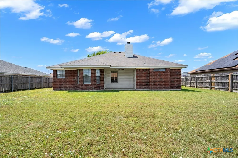 5104 James Loop Killeen, TX 76542