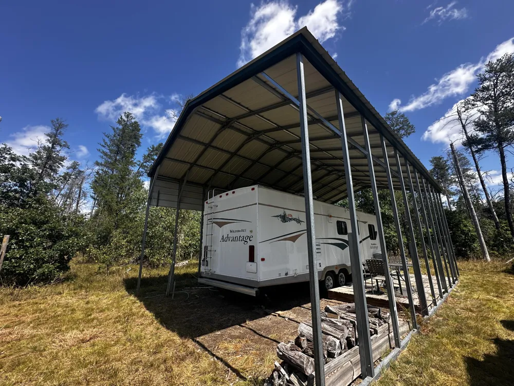 668 W Pine Brush Irons, MI 49644