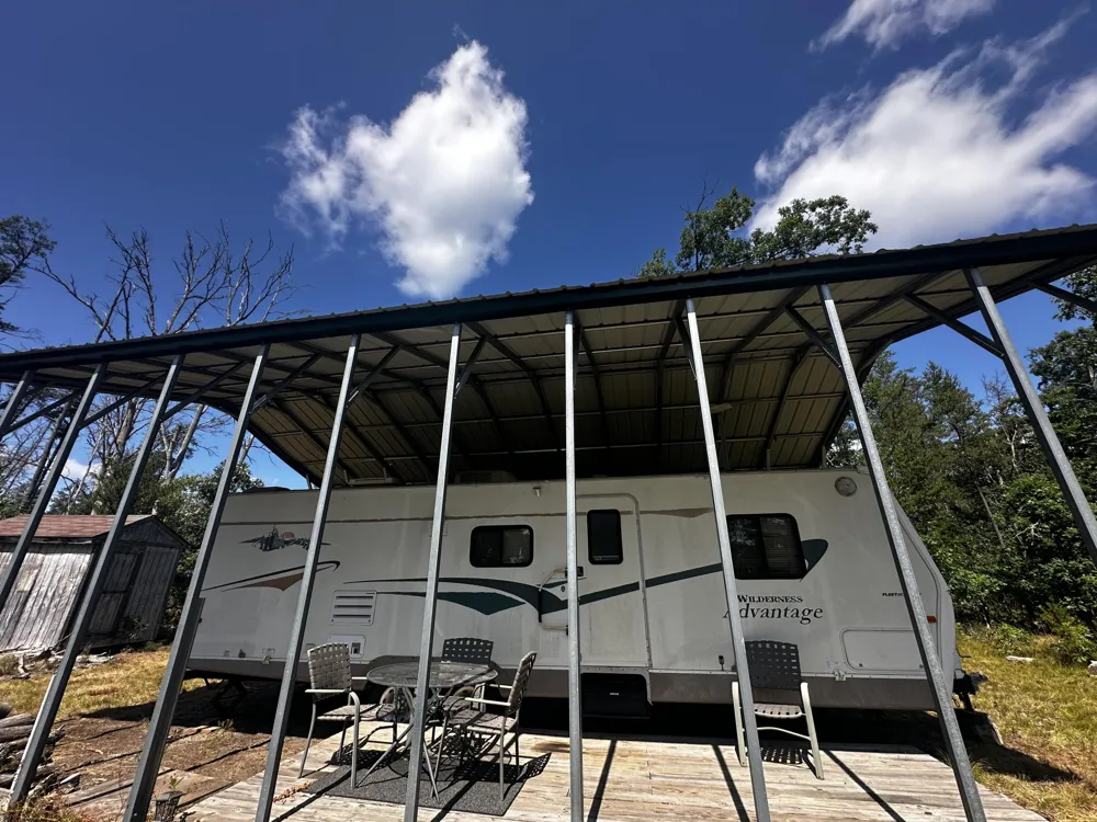 668 W Pine Brush Irons, MI 49644