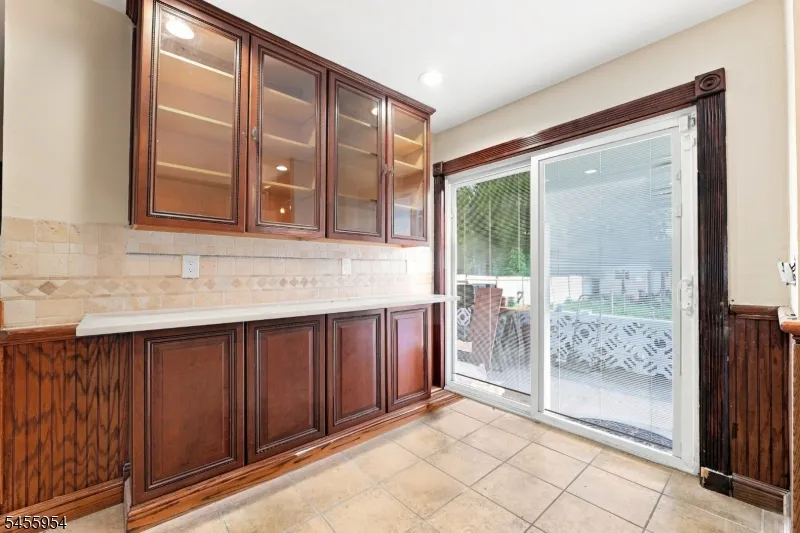 683 Mill St Belleville, NJ 07109