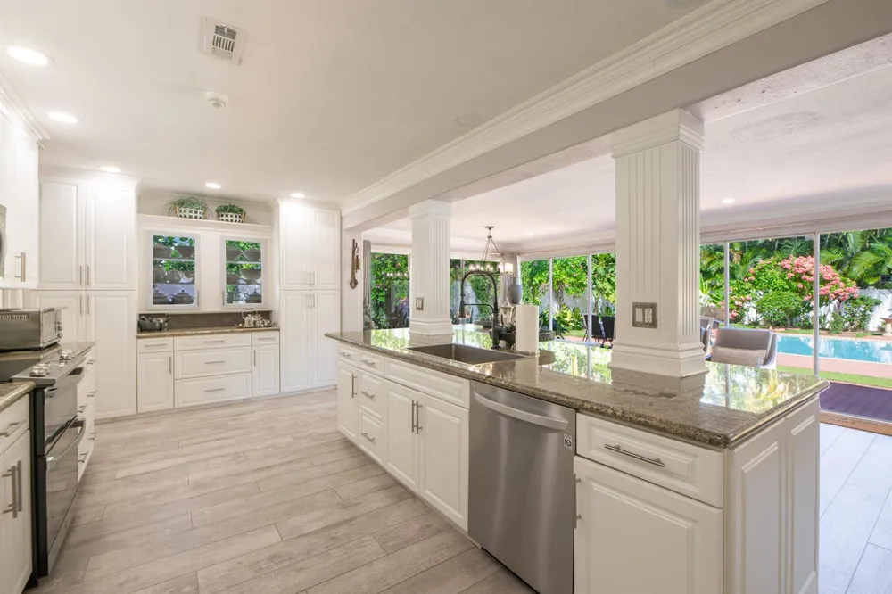 349 NE 2ND STREET Boca Raton, FL 33432