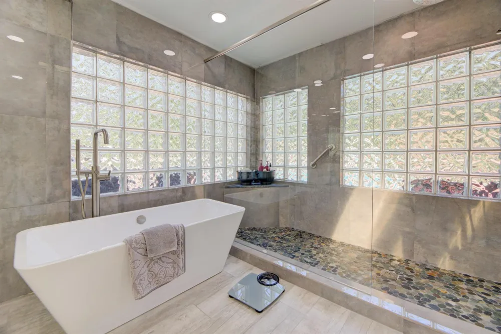 349 NE 2ND STREET Boca Raton, FL 33432