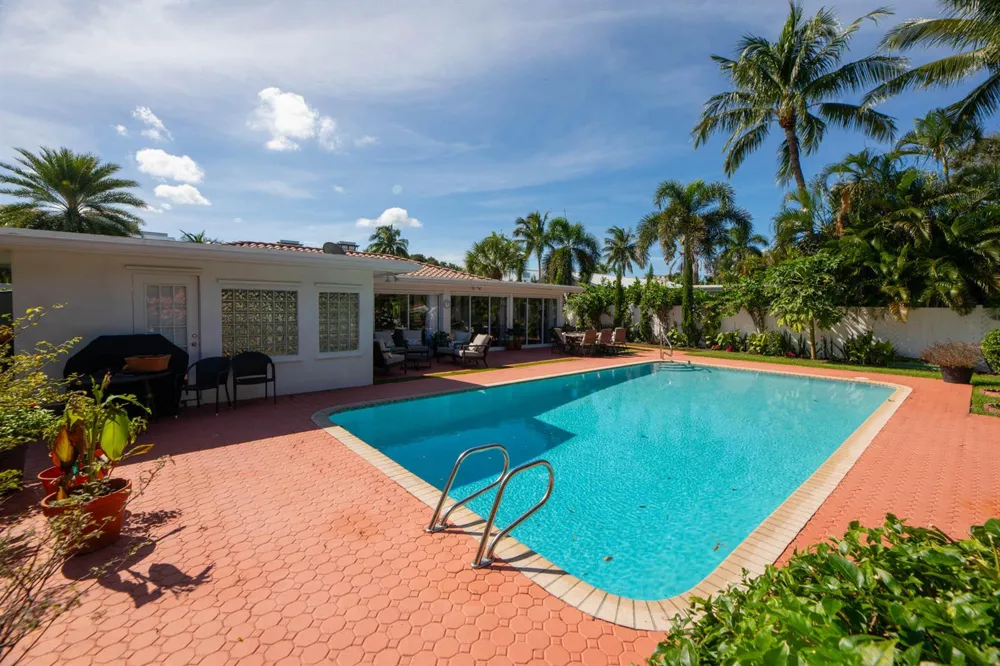 349 NE 2ND STREET Boca Raton, FL 33432