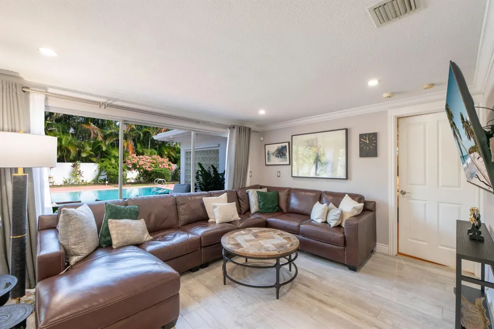 349 NE 2ND STREET Boca Raton, FL 33432
