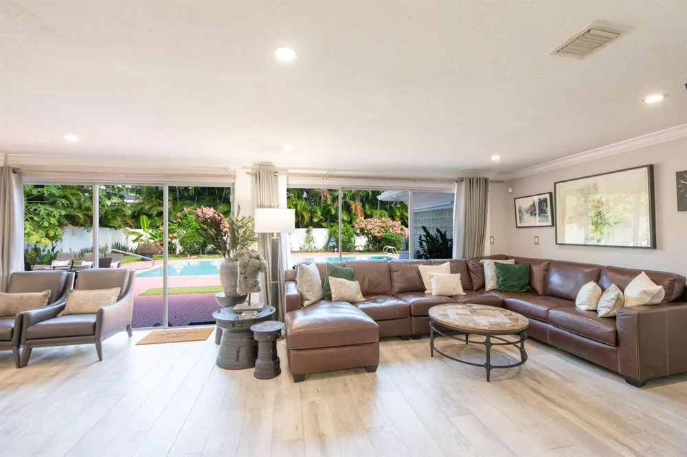 349 NE 2ND STREET Boca Raton, FL 33432