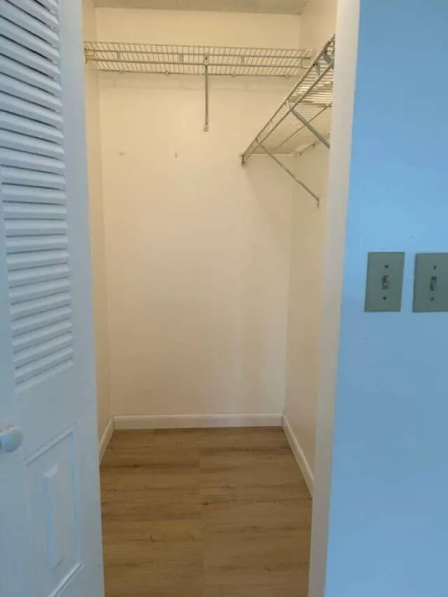 1937 NE 15TH AVENUE Fort Lauderdale, FL 33305