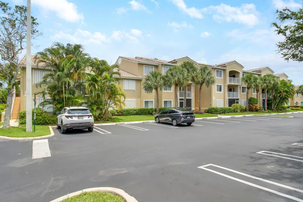 254 Village Boulevard #4303 Tequesta, FL 33469